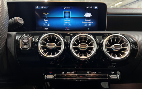Mercedes-Benz CLA, 2019 год, 2 949 000 рублей, 18 фотография