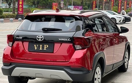 Toyota Yaris XP150 рестайлинг, 2022 год, 1 420 000 рублей, 5 фотография