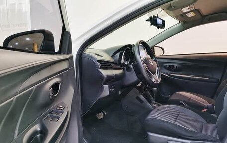 Toyota Vios III, 2021 год, 1 300 000 рублей, 9 фотография