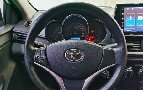 Toyota Vios III, 2021 год, 1 300 000 рублей, 16 фотография