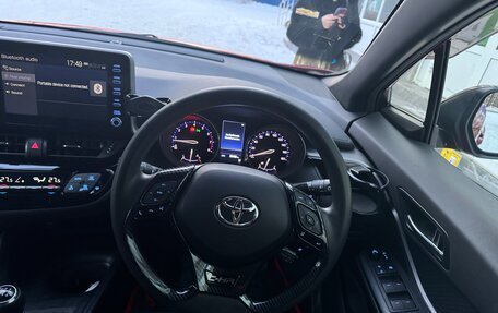 Toyota C-HR I рестайлинг, 2020 год, 1 700 000 рублей, 14 фотография
