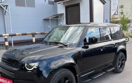 Land Rover Defender II, 2021 год, 6 000 000 рублей, 2 фотография
