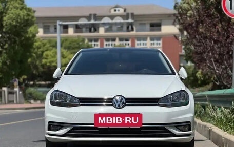Volkswagen Golf VIII, 2020 год, 1 500 000 рублей, 2 фотография