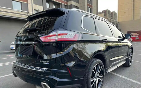 Ford Edge II рестайлинг, 2020 год, 2 300 000 рублей, 10 фотография