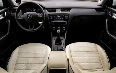 Skoda Octavia, 2019 год, 1 950 000 рублей, 16 фотография