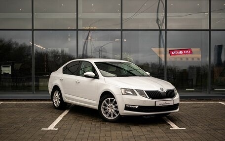 Skoda Octavia, 2019 год, 1 950 000 рублей, 5 фотография