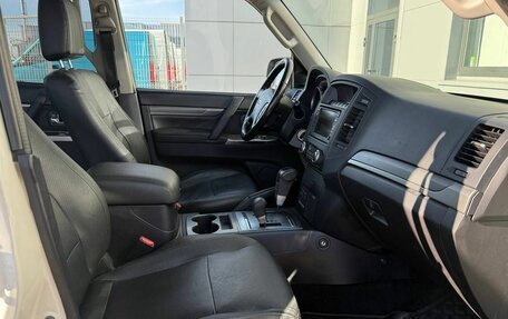 Mitsubishi Pajero IV, 2012 год, 1 930 000 рублей, 13 фотография