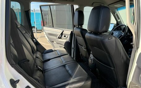 Mitsubishi Pajero IV, 2012 год, 1 930 000 рублей, 14 фотография