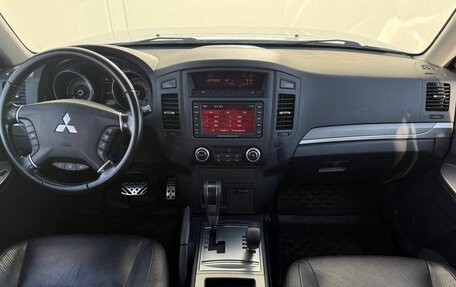 Mitsubishi Pajero IV, 2012 год, 1 930 000 рублей, 15 фотография