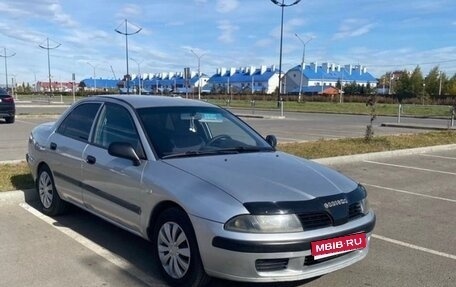 Mitsubishi Carisma I, 2003 год, 330 000 рублей, 1 фотография