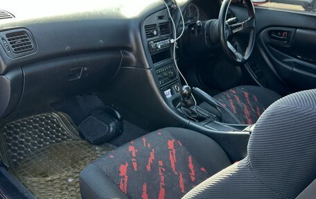 Toyota Celica VII рестайлинг, 1993 год, 1 000 000 рублей, 28 фотография