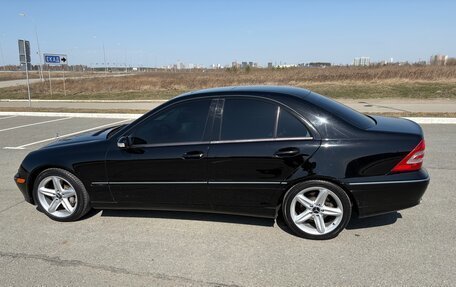 Mercedes-Benz C-Класс, 2004 год, 1 200 000 рублей, 5 фотография