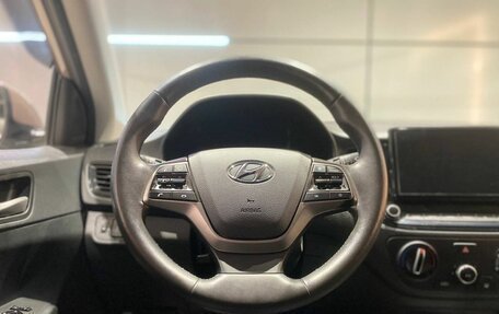 Hyundai Solaris II рестайлинг, 2021 год, 1 520 000 рублей, 11 фотография