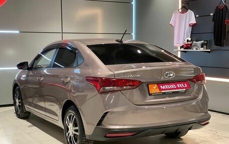 Hyundai Solaris II рестайлинг, 2021 год, 1 520 000 рублей, 7 фотография