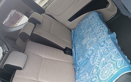 Toyota Sienta II, 2017 год, 1 350 000 рублей, 2 фотография