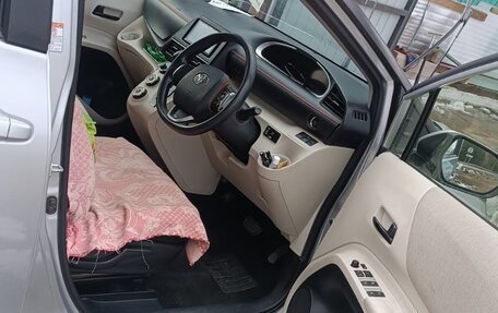 Toyota Sienta II, 2017 год, 1 350 000 рублей, 5 фотография