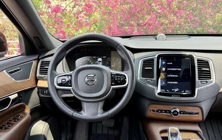 Volvo XC90 II рестайлинг, 2022 год, 3 499 039 рублей, 4 фотография