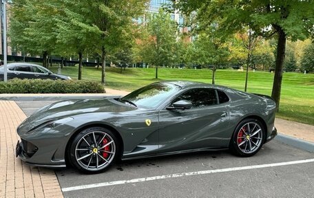 Ferrari 812, 2021 год, 63 000 000 рублей, 3 фотография