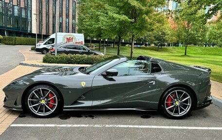 Ferrari 812, 2021 год, 63 000 000 рублей, 14 фотография