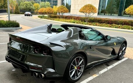 Ferrari 812, 2021 год, 63 000 000 рублей, 18 фотография