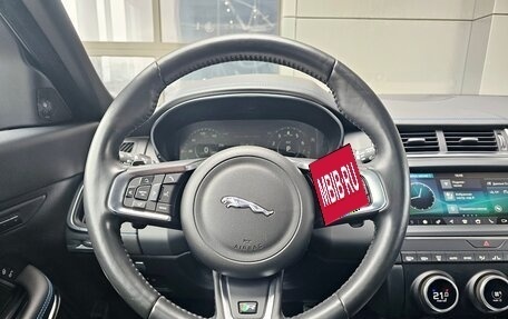 Jaguar E-Pace, 2018 год, 2 890 000 рублей, 20 фотография