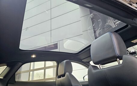 Jaguar E-Pace, 2018 год, 2 890 000 рублей, 29 фотография