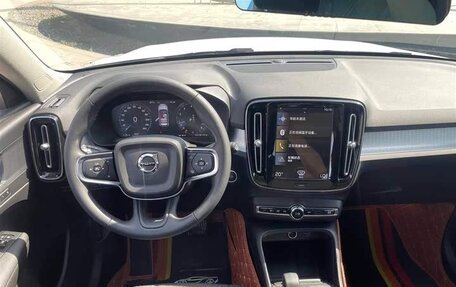 Volvo XC40 I, 2022 год, 2 649 039 рублей, 4 фотография