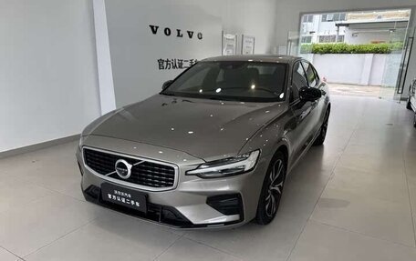 Volvo S60 III, 2020 год, 1 999 039 рублей, 1 фотография