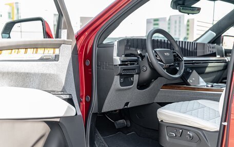 Cadillac Escalade V, 2024 год, 26 000 000 рублей, 7 фотография