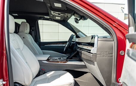 Cadillac Escalade V, 2024 год, 26 000 000 рублей, 22 фотография