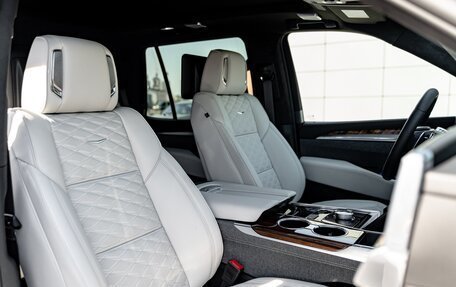 Cadillac Escalade V, 2024 год, 26 000 000 рублей, 23 фотография