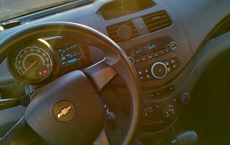 Chevrolet Spark III, 2013 год, 745 000 рублей, 5 фотография