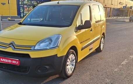 Citroen Berlingo II рестайлинг, 2014 год, 850 000 рублей, 2 фотография