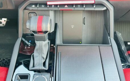 Toyota Sequoia, 2025 год, 19 900 000 рублей, 8 фотография