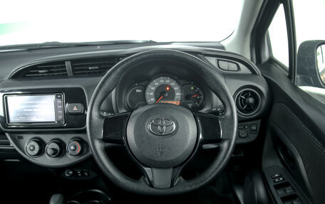 Toyota Vitz, 2019 год, 1 050 000 рублей, 12 фотография