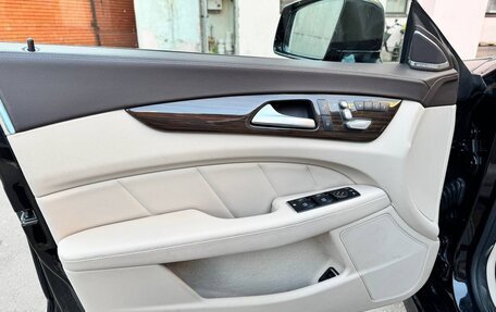 Mercedes-Benz CLS, 2016 год, 3 180 000 рублей, 12 фотография