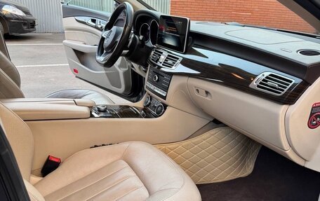 Mercedes-Benz CLS, 2016 год, 3 180 000 рублей, 11 фотография