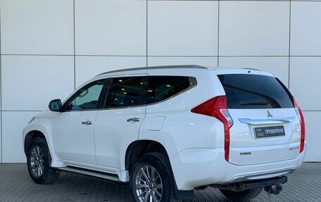 Mitsubishi Pajero Sport III рестайлинг, 2017 год, 2 299 000 рублей, 8 фотография