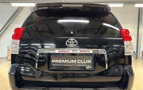 Toyota Land Cruiser Prado 150 рестайлинг 2, 2013 год, 2 799 000 рублей, 10 фотография