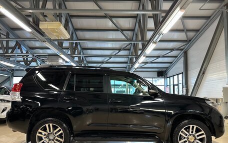Toyota Land Cruiser Prado 150 рестайлинг 2, 2013 год, 2 799 000 рублей, 5 фотография