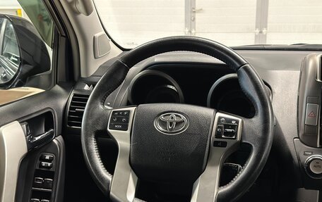 Toyota Land Cruiser Prado 150 рестайлинг 2, 2013 год, 2 799 000 рублей, 21 фотография