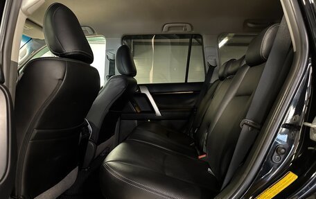 Toyota Land Cruiser Prado 150 рестайлинг 2, 2013 год, 2 799 000 рублей, 25 фотография