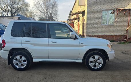 Mitsubishi Pajero iO, 2003 год, 720 000 рублей, 8 фотография