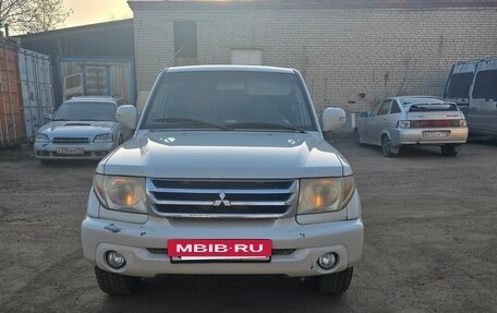 Mitsubishi Pajero iO, 2003 год, 720 000 рублей, 2 фотография