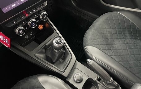 Renault Duster, 2022 год, 1 997 000 рублей, 13 фотография