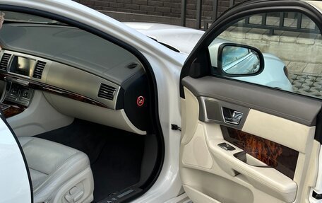 Jaguar XF I рестайлинг, 2008 год, 1 320 000 рублей, 19 фотография