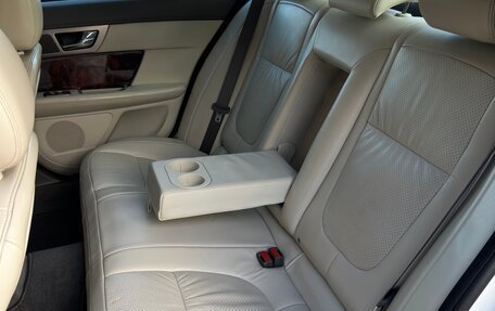 Jaguar XF I рестайлинг, 2008 год, 1 320 000 рублей, 28 фотография