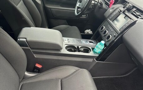 Land Rover Discovery IV, 2017 год, 3 700 000 рублей, 9 фотография