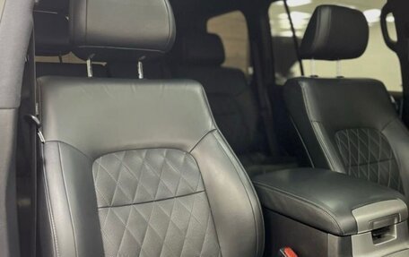 Toyota Land Cruiser 200, 2017 год, 7 350 000 рублей, 23 фотография
