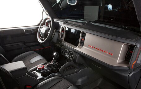 Ford Bronco, 2024 год, 17 298 000 рублей, 9 фотография